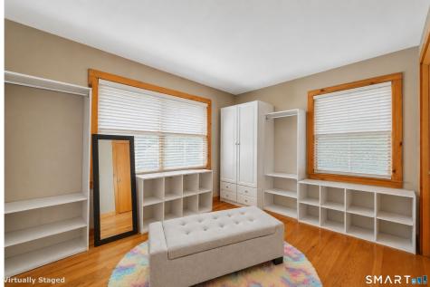 95 Parkway South New London CT 06320
