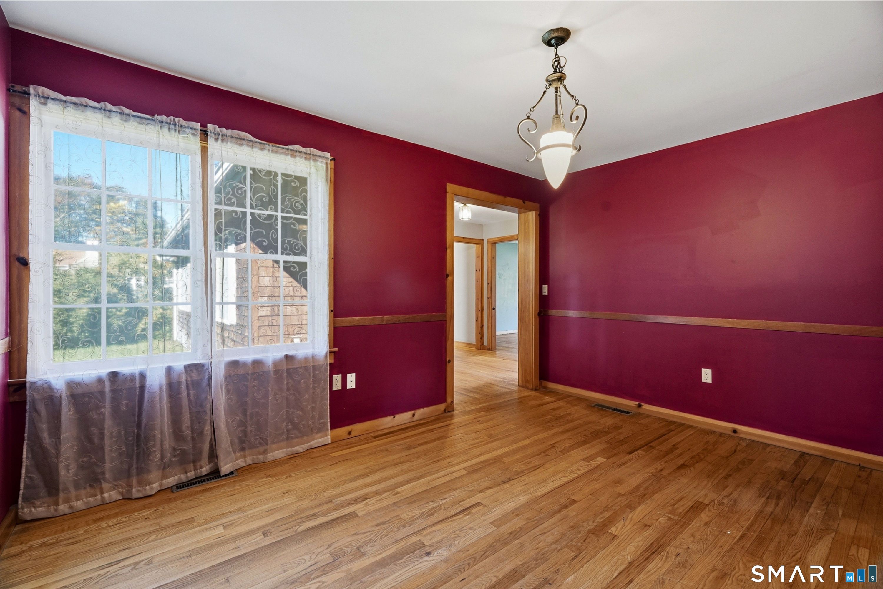 95 Parkway South New London CT 06320