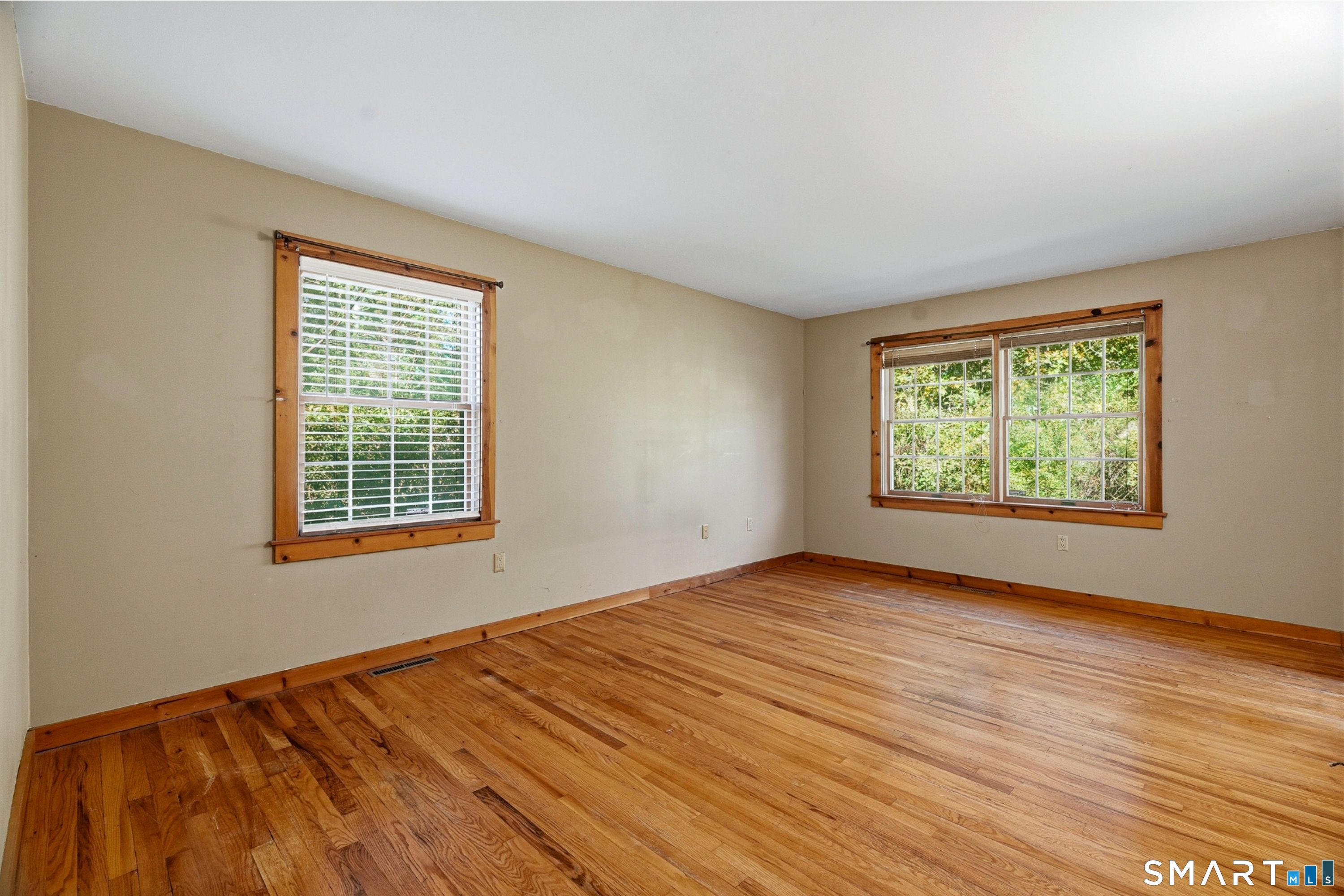95 Parkway South New London CT 06320