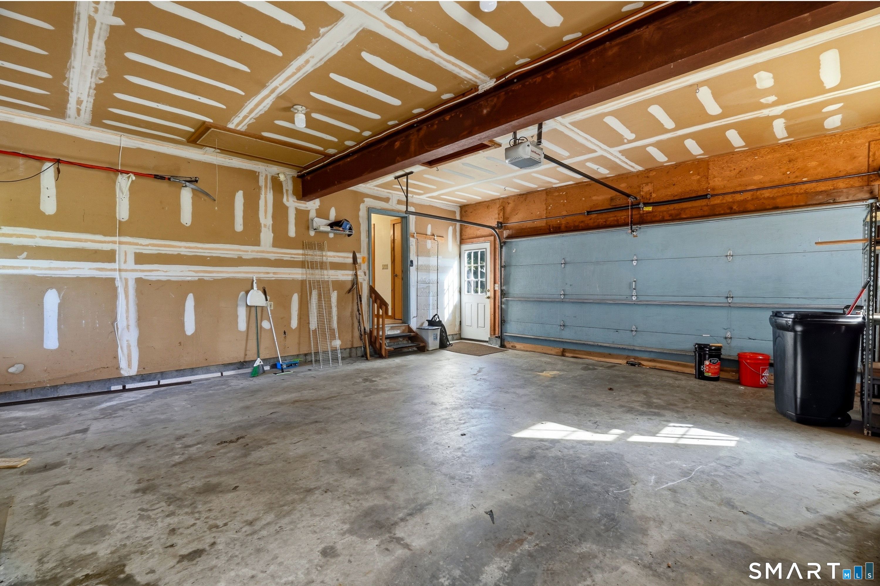 95 Parkway South New London CT 06320