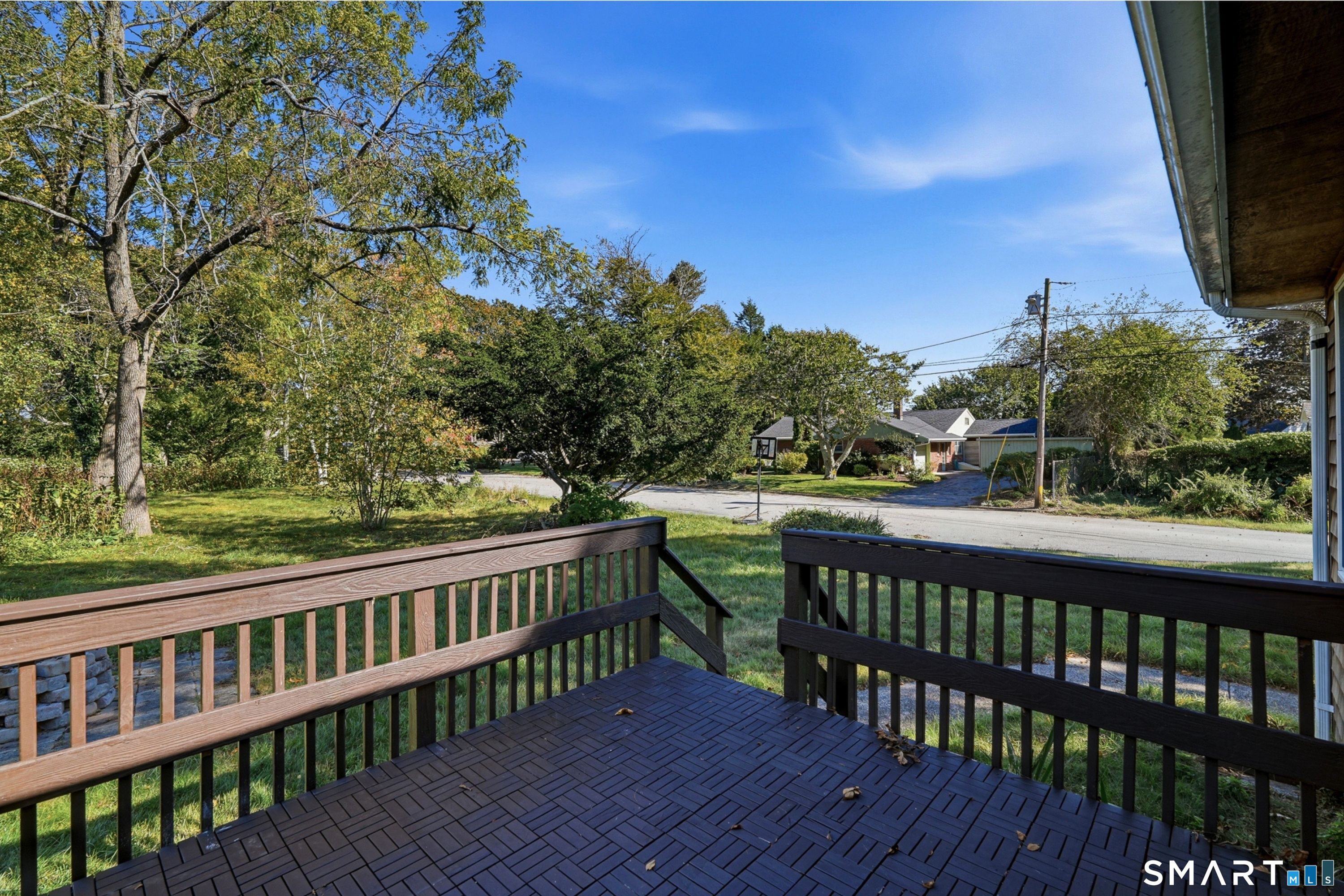95 Parkway South New London CT 06320