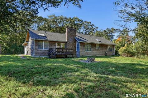 95 Parkway South New London CT 06320