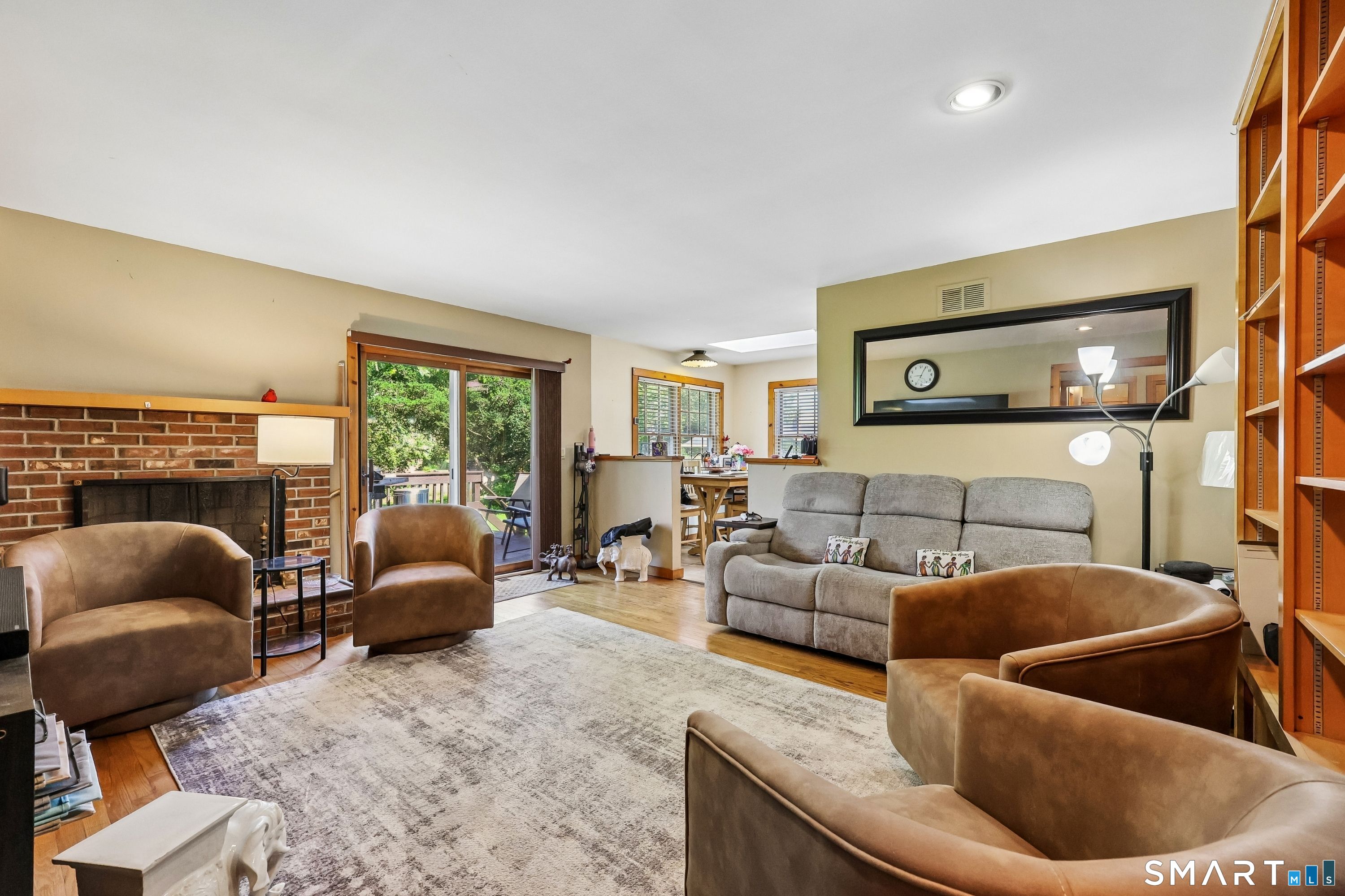 95 Parkway South New London CT 06320