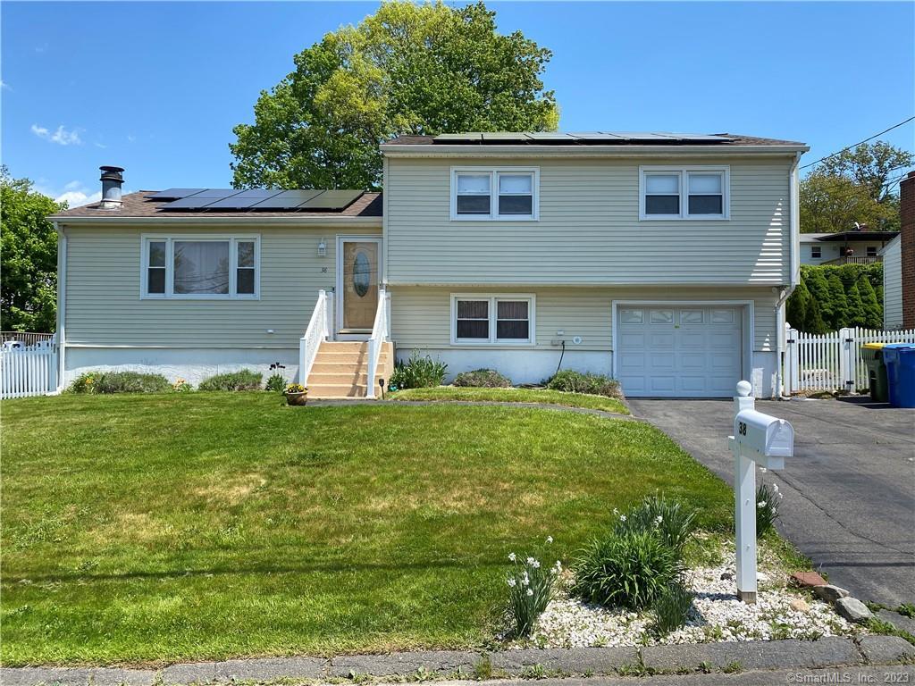 38 Greenview Drive Waterbury CT 06708