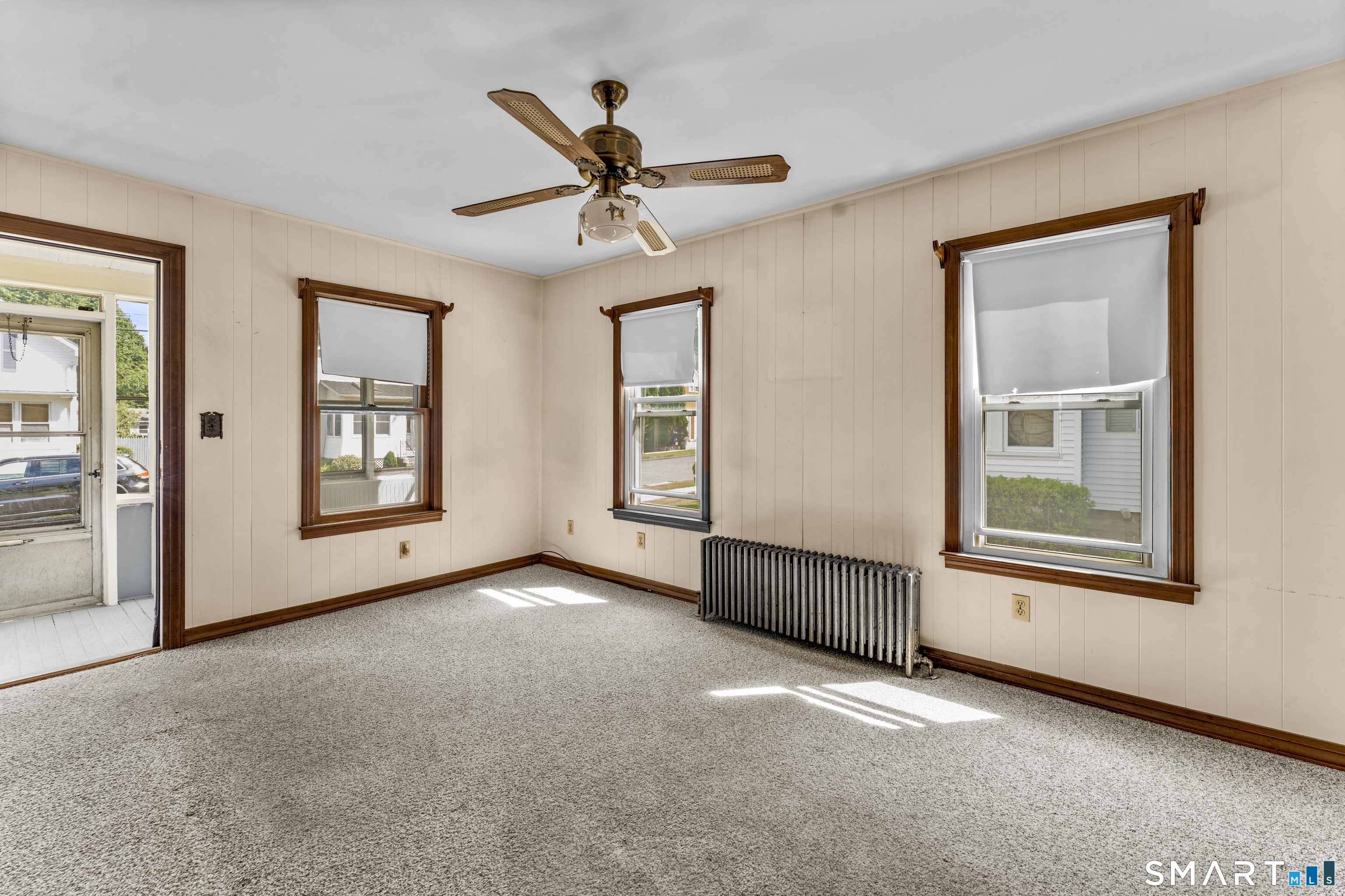 9 Woodlawn Avenue Enfield CT 06082