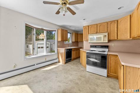 9 Woodlawn Avenue Enfield CT 06082