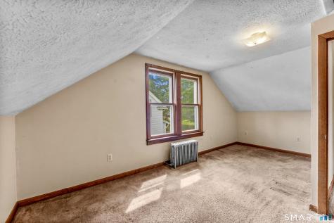 9 Woodlawn Avenue Enfield CT 06082