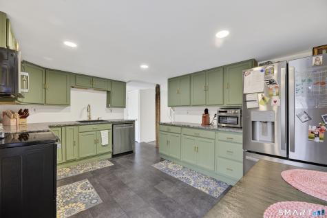 34 Downer Street Stonington CT 06379