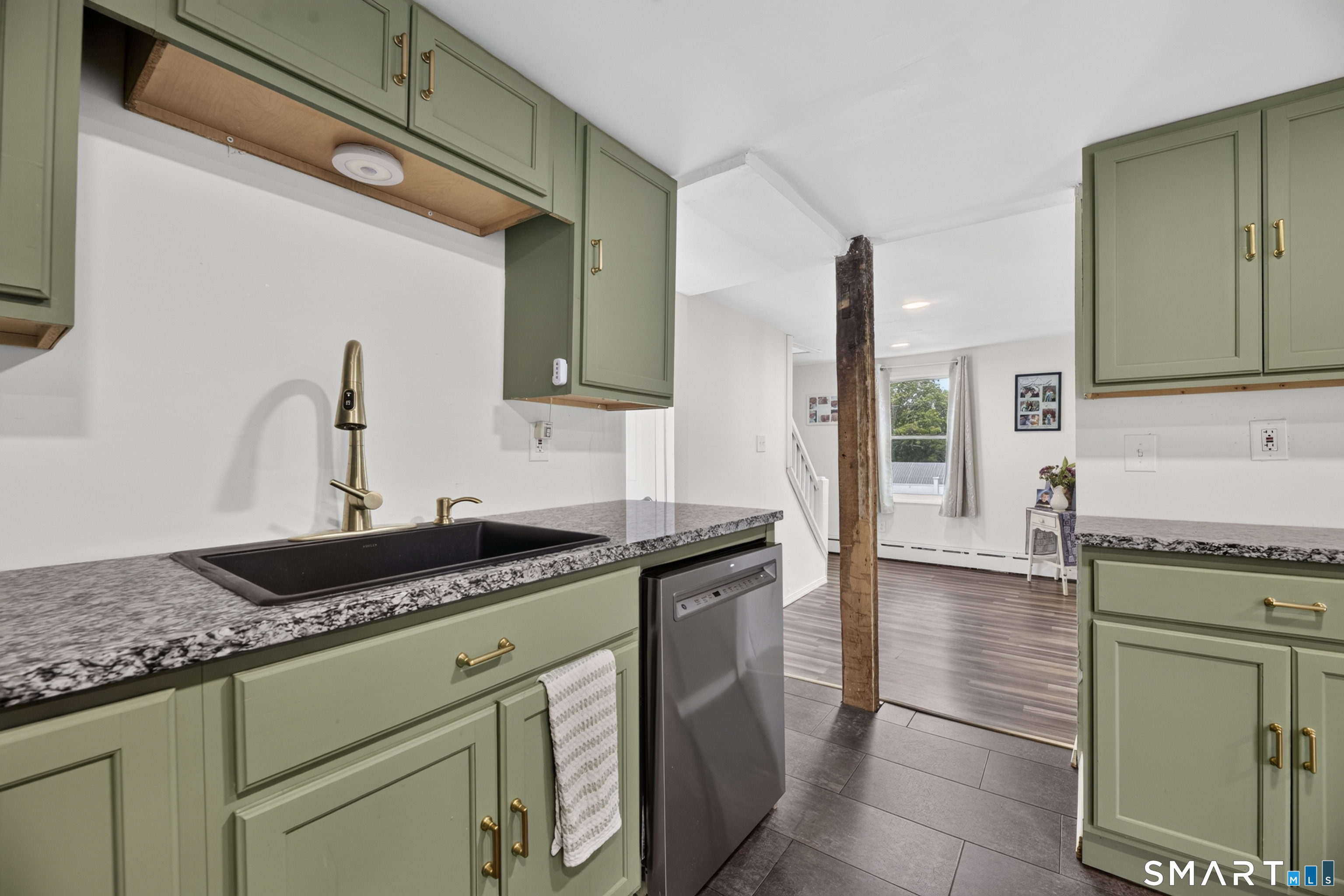 34 Downer Street Stonington CT 06379