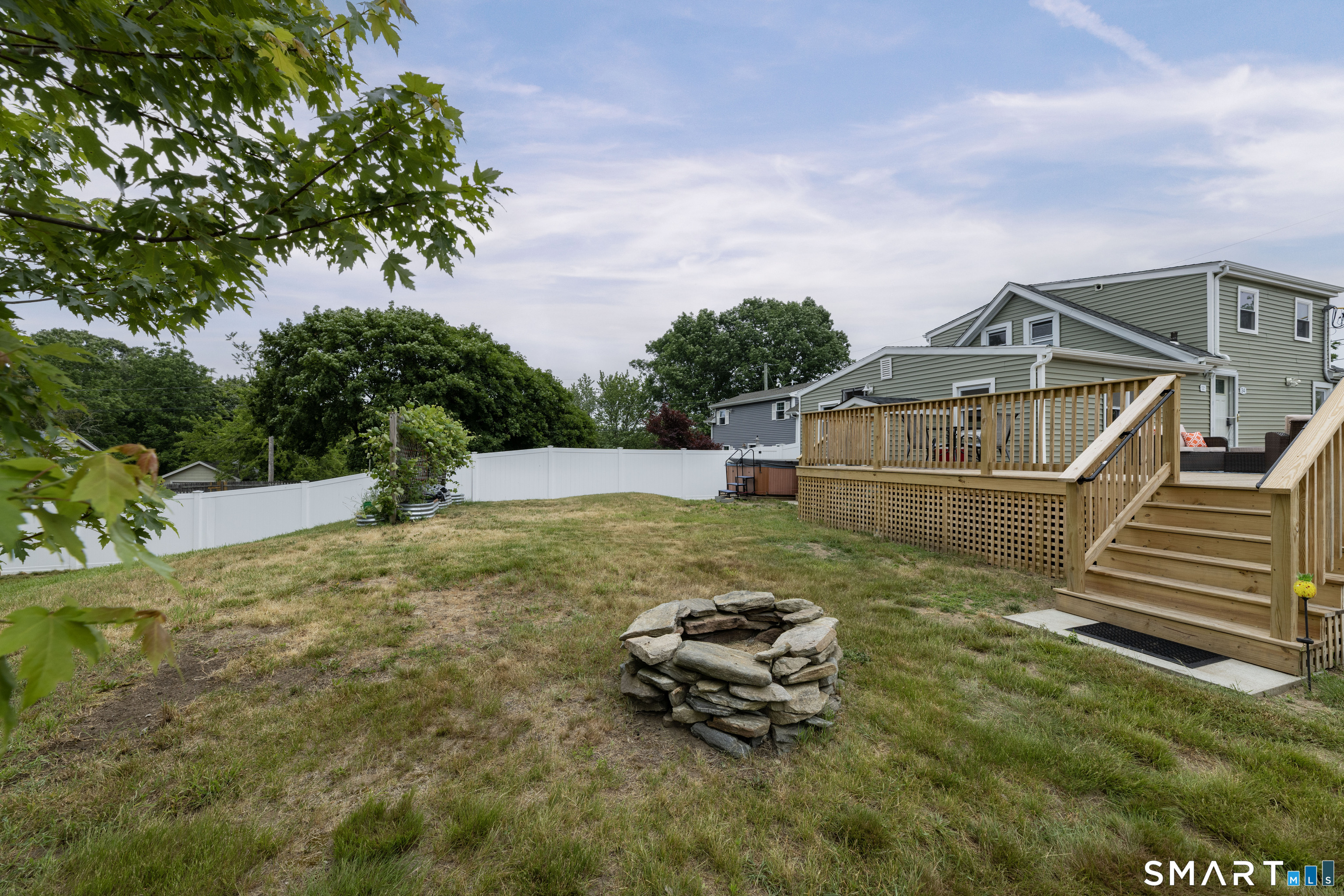 34 Downer Street Stonington CT 06379
