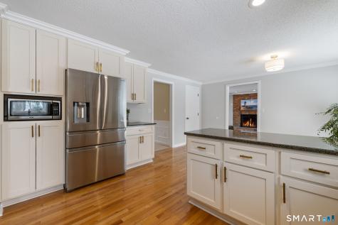 23 North Pond Road Cheshire CT 06410