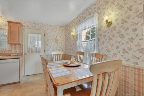 133 Highland Avenue Meriden CT 06451