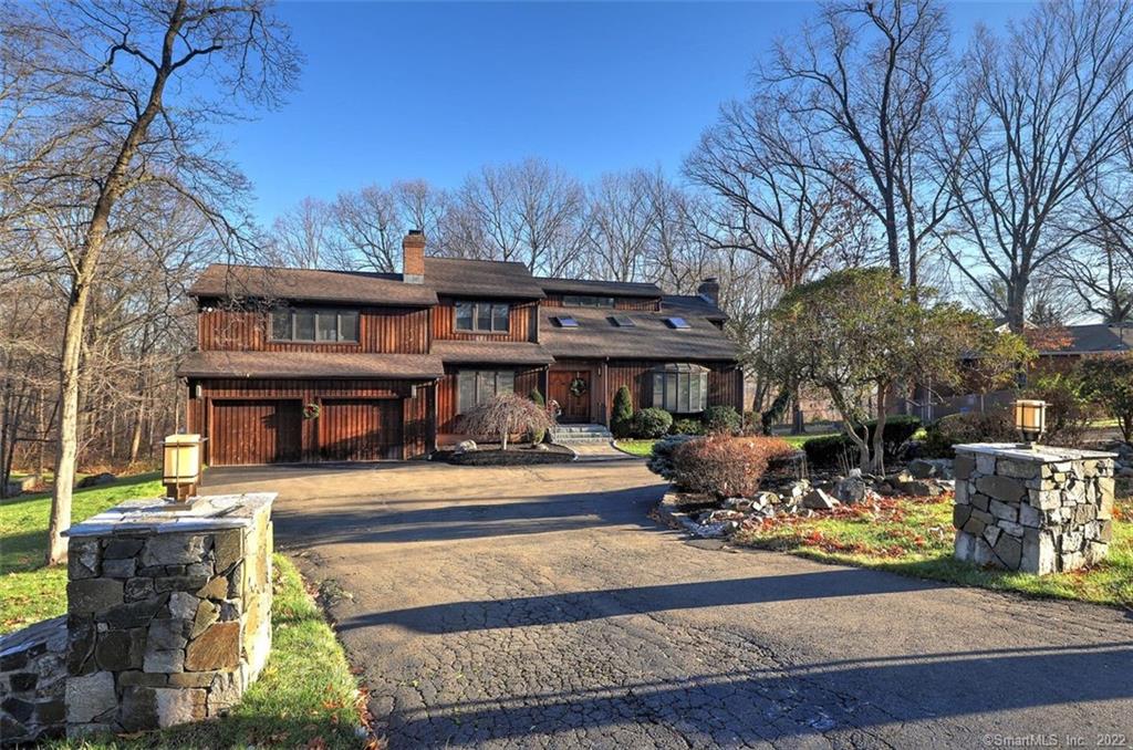 925 Dunbar Hill Road Hamden CT 06514