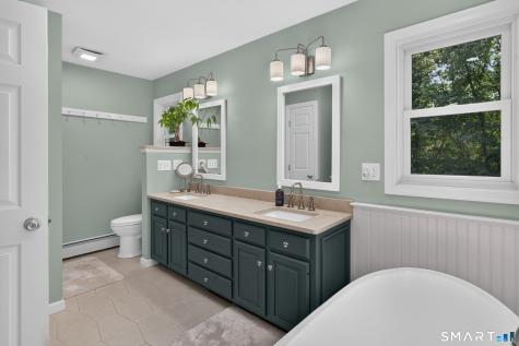 115 Luther Drive Southbury CT 06488