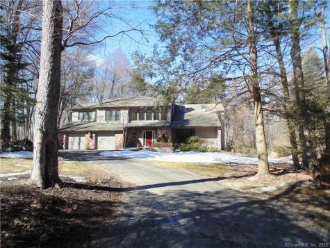 124 Deer Run Burlington CT 06013