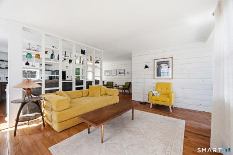 77 Bayshore Drive New London CT 06320