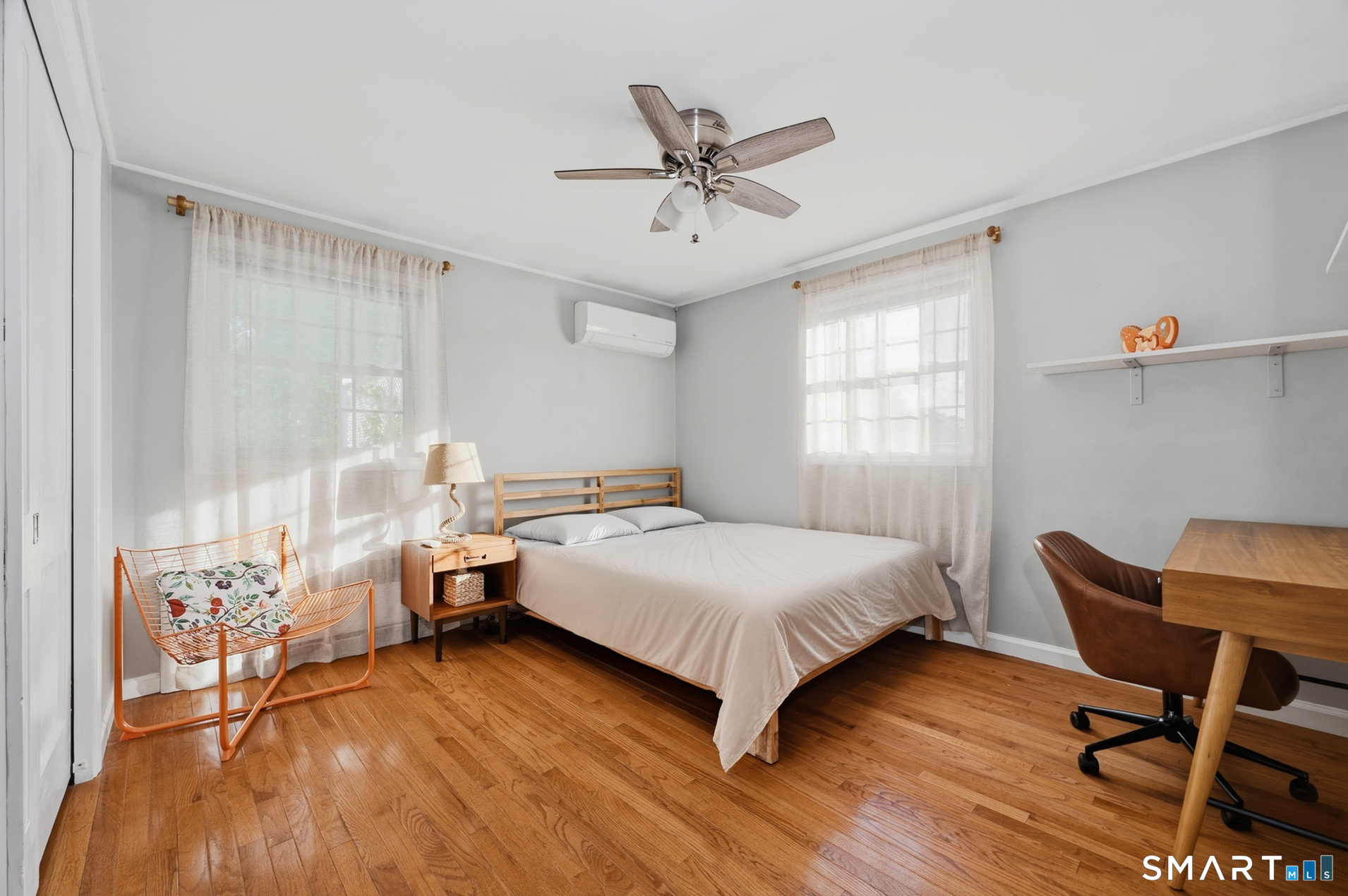 77 Bayshore Drive New London CT 06320