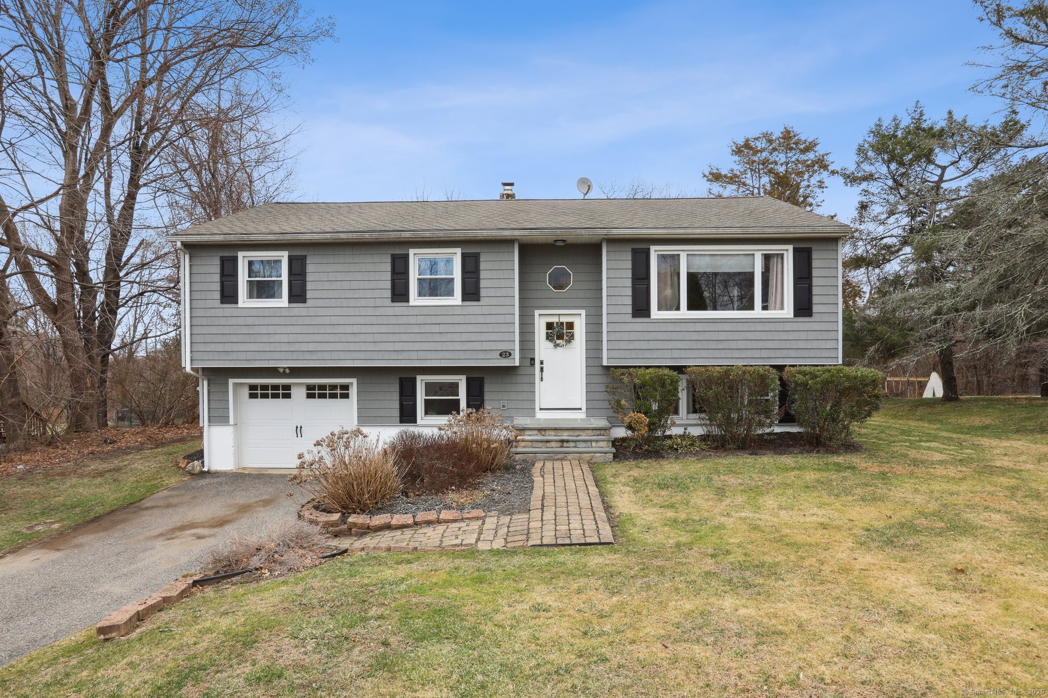 23 Jeanette Road Danbury CT 06811
