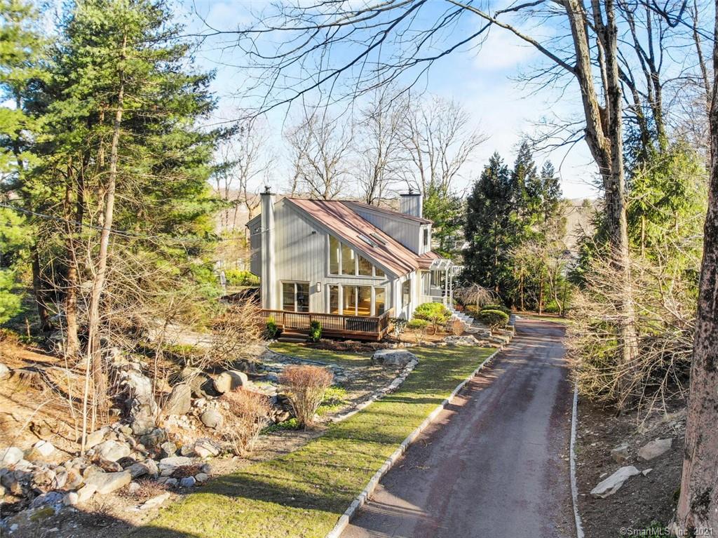 60 Apple Tree Lane Stamford CT 06905
