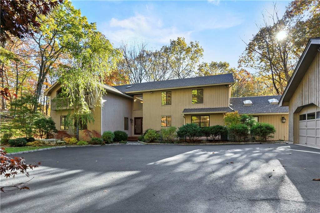 15 Treadwell Court Weston CT 06883