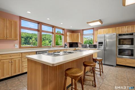 60 Housatonic Drive Newtown CT 06482
