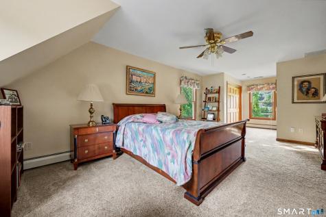 60 Housatonic Drive Newtown CT 06482