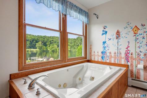 60 Housatonic Drive Newtown CT 06482