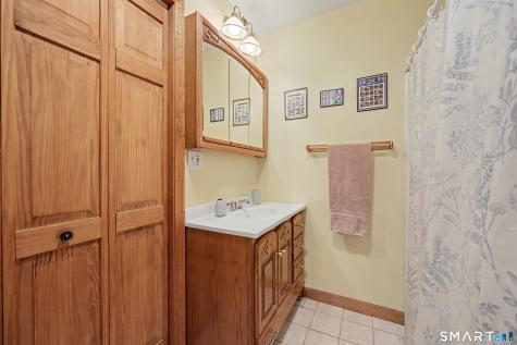 60 Housatonic Drive Newtown CT 06482