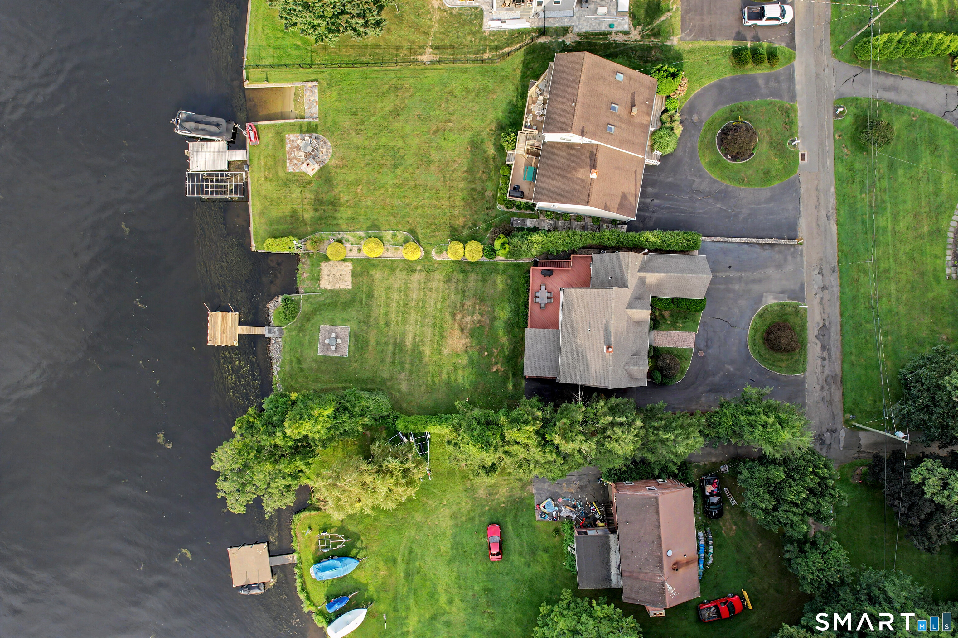 60 Housatonic Drive Newtown CT 06482
