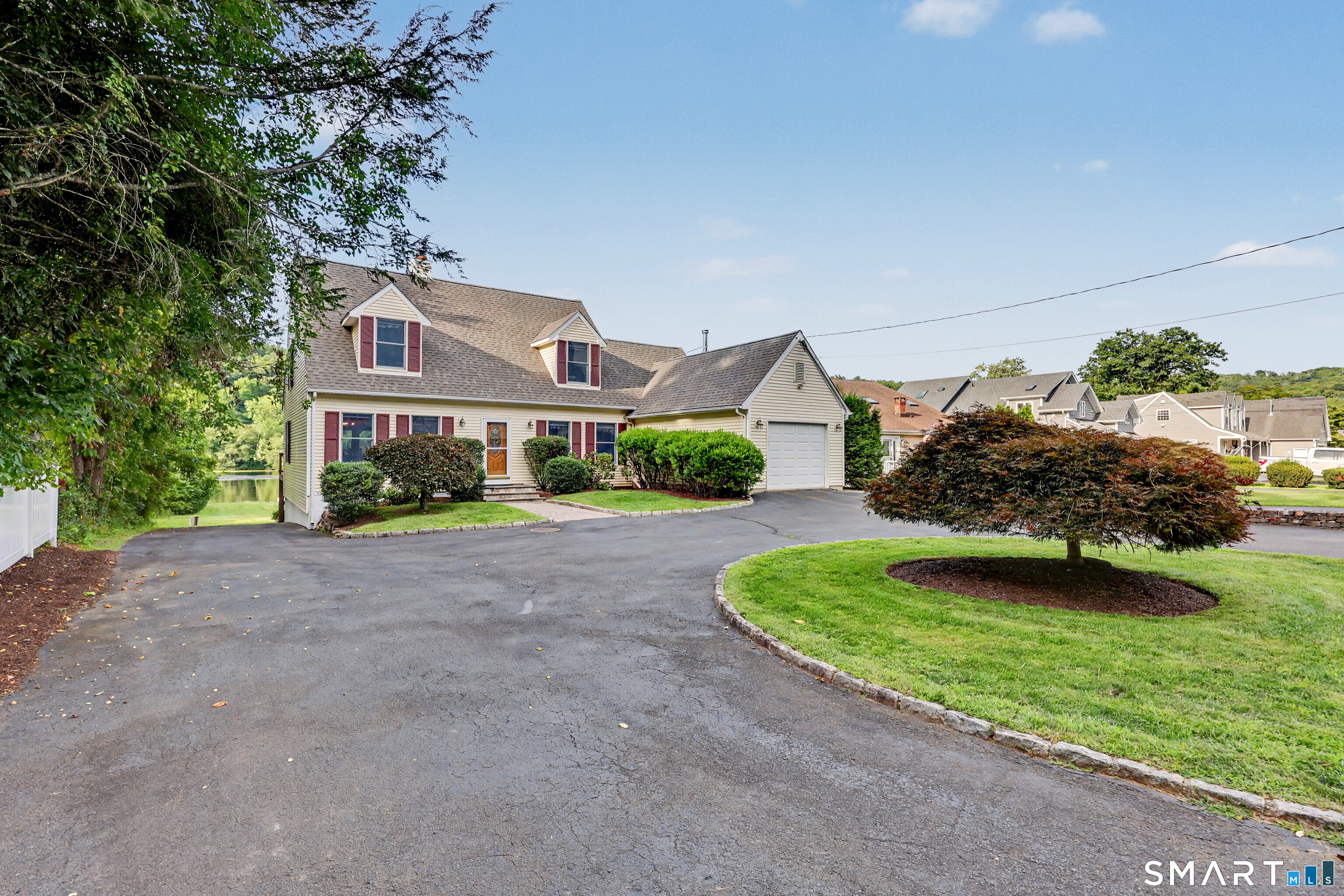 60 Housatonic Drive Newtown CT 06482