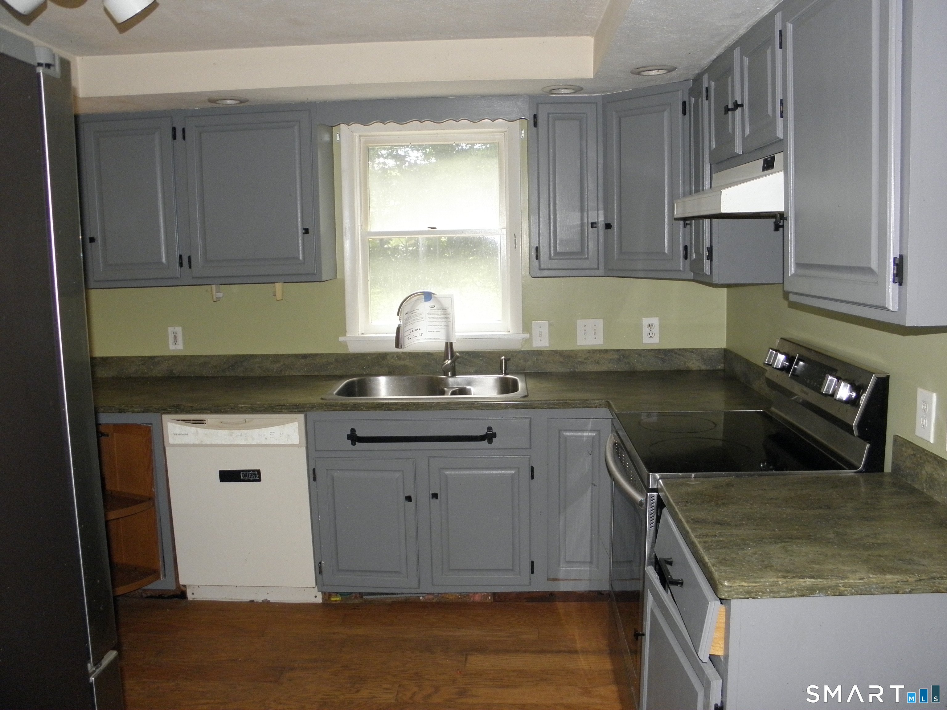40 Crooked Trail Woodstock CT 06281