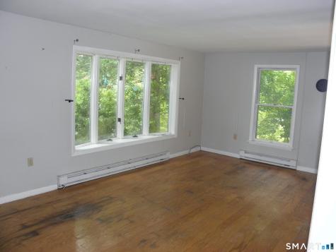 40 Crooked Trail Woodstock CT 06281