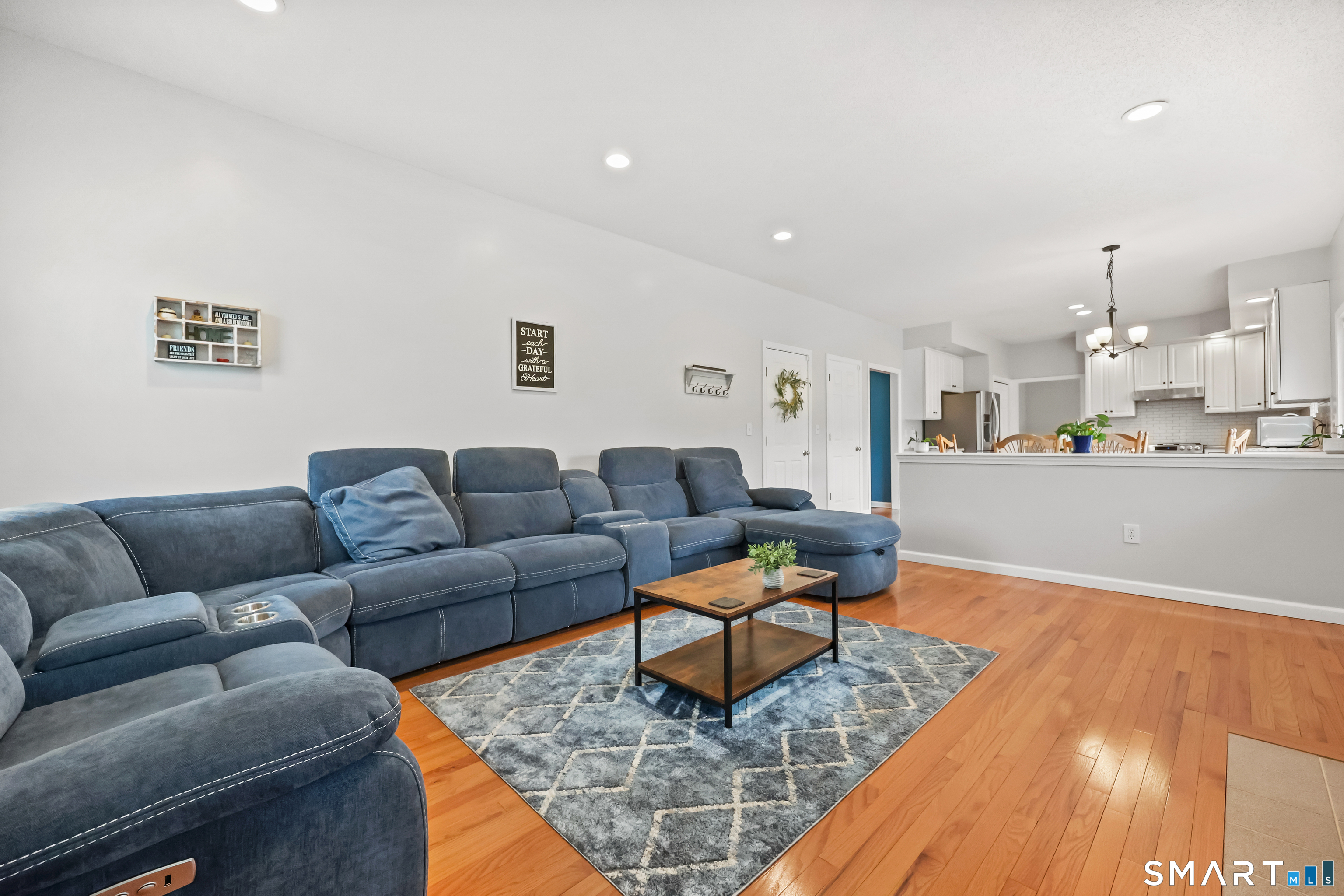 35 Highland Avenue Ellington CT 06029