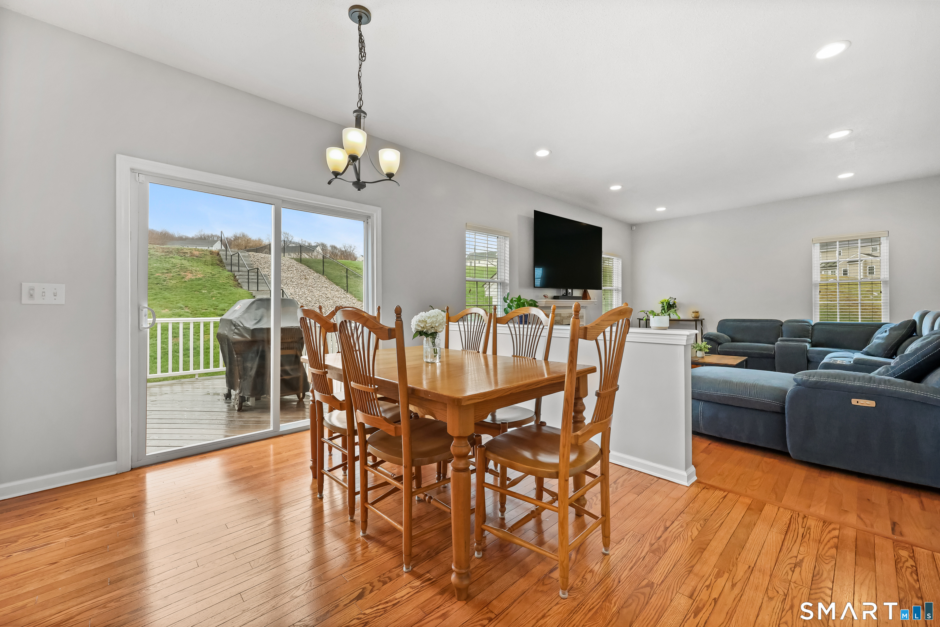 35 Highland Avenue Ellington CT 06029