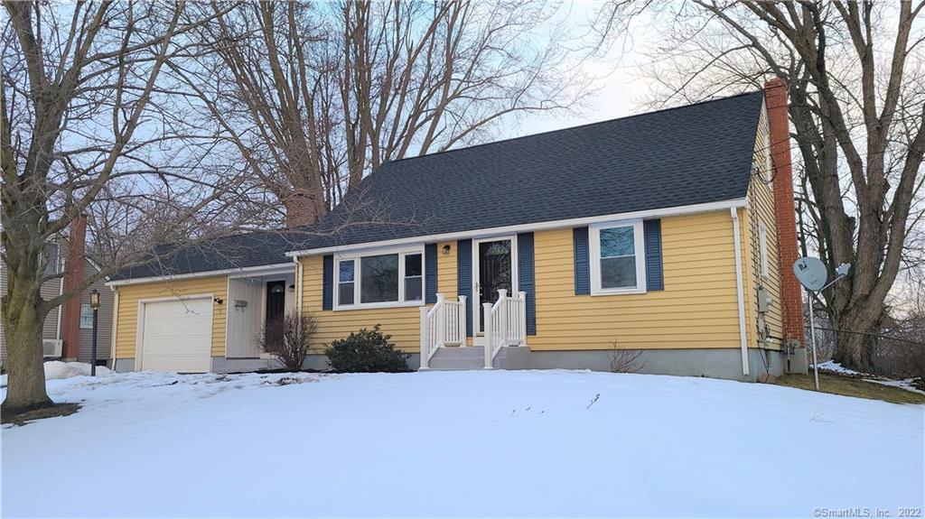6 Oakwood Street Enfield CT 06082