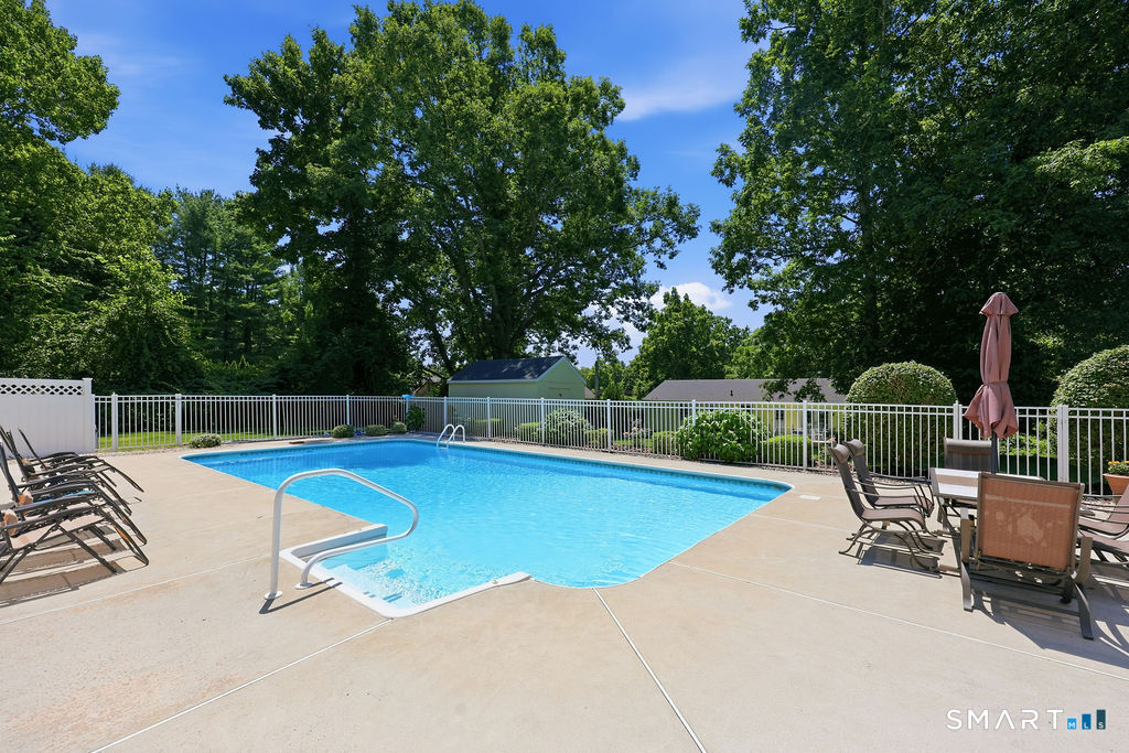 1451 Neipsic Road Glastonbury CT 06033