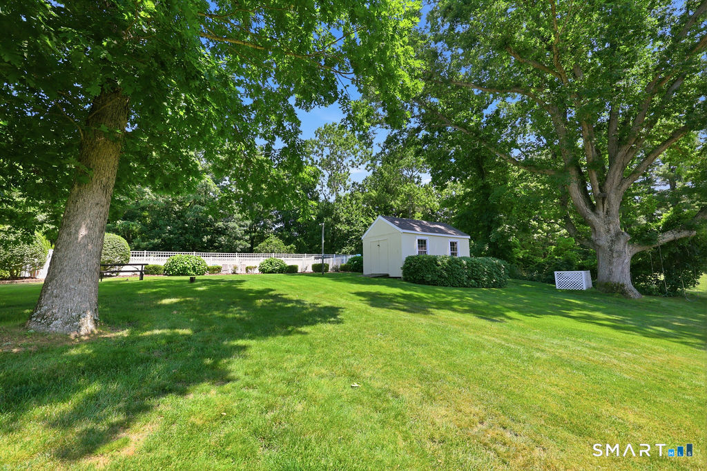 1451 Neipsic Road Glastonbury CT 06033
