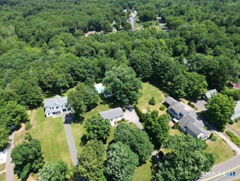 1451 Neipsic Road Glastonbury CT 06033