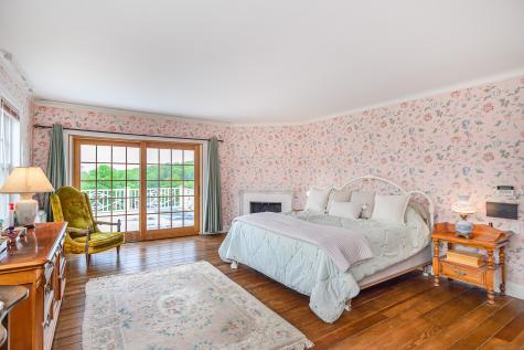 49 Great Ring Road Newtown CT 06482