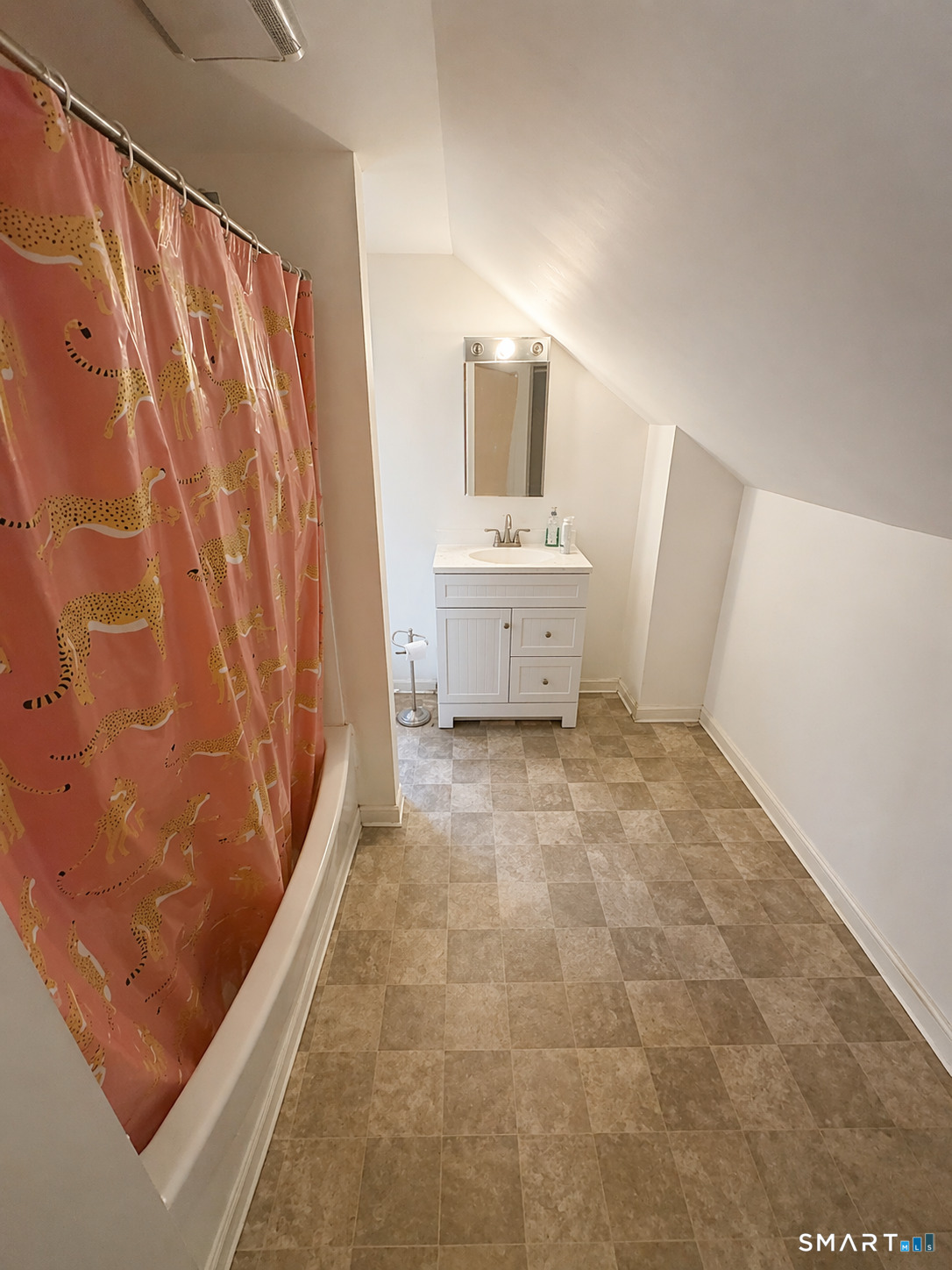 48 Main Street Thompson CT 06255