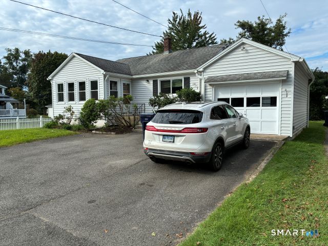 104 Meadow Street Seymour CT 06483