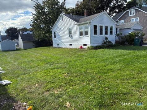 104 Meadow Street Seymour CT 06483