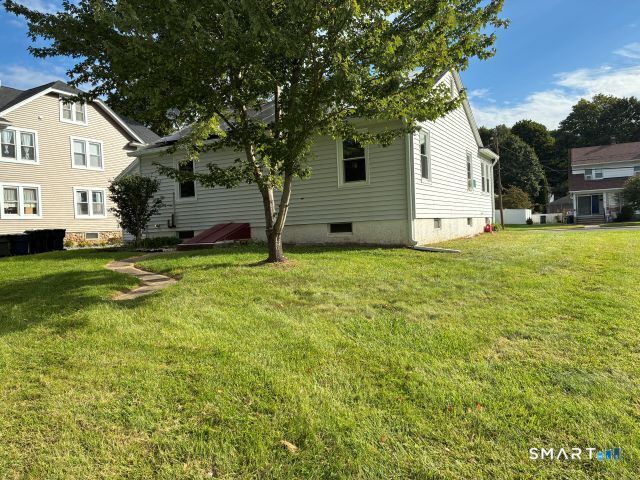 104 Meadow Street Seymour CT 06483