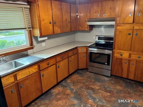 104 Meadow Street Seymour CT 06483