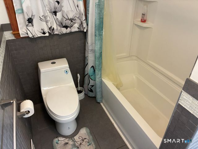 104 Meadow Street Seymour CT 06483