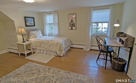 65 Prout Hill Road Middletown CT 06457