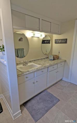 65 Prout Hill Road Middletown CT 06457
