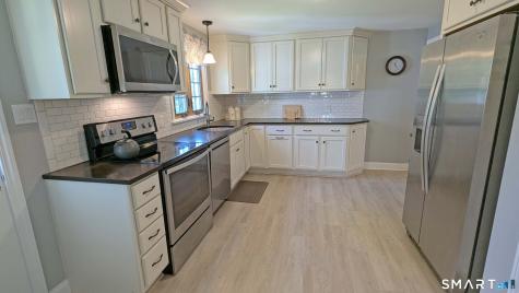 65 Prout Hill Road Middletown CT 06457