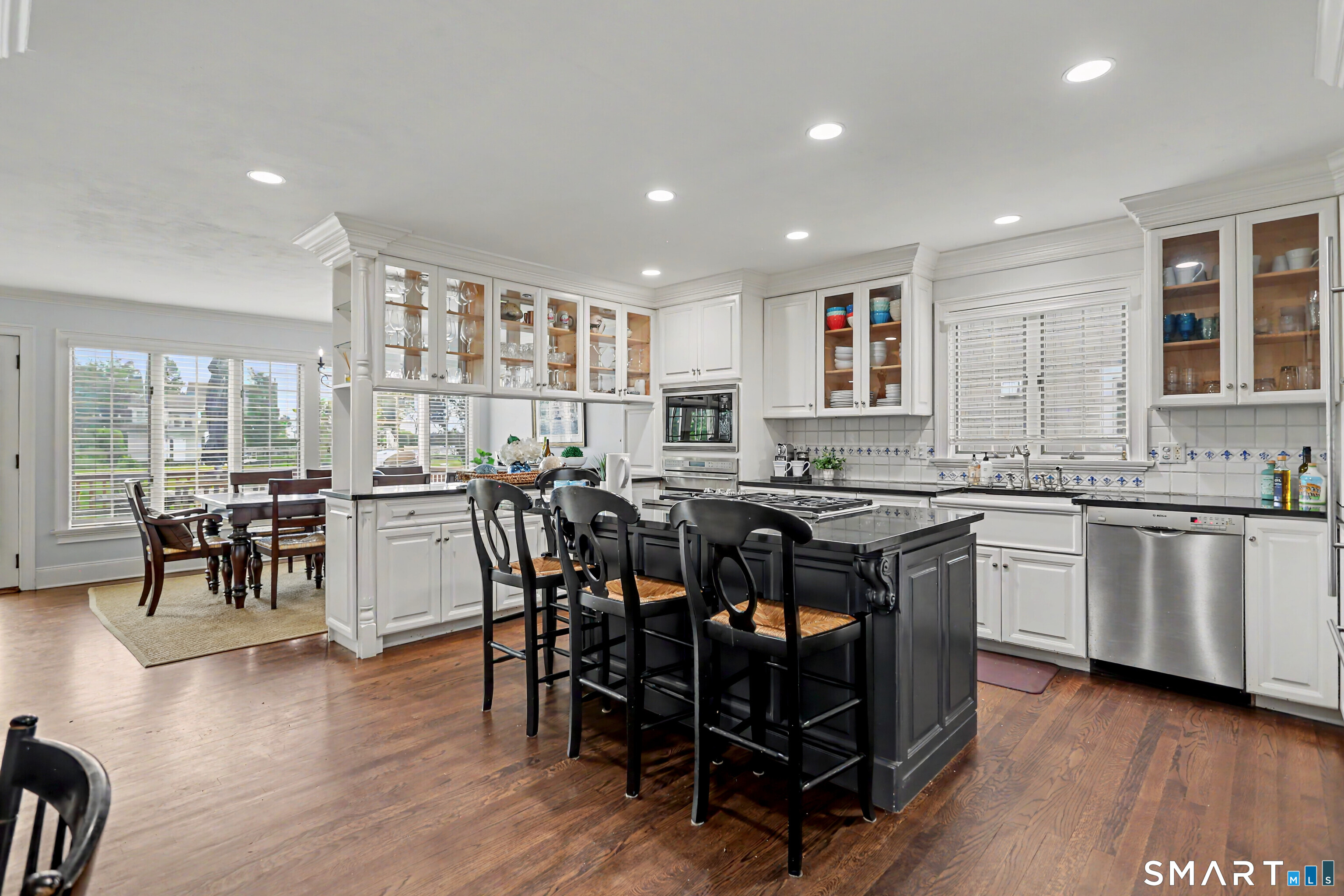 285 Old Dam Road Fairfield CT 06824