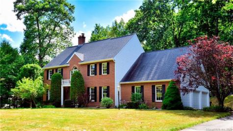 23 Larkspur Lane Burlington CT 06013